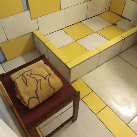 La Casa De Izolani *